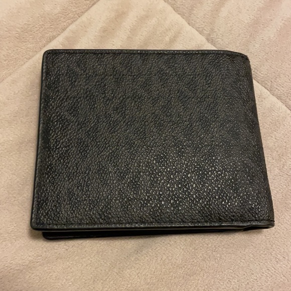 Men’s Michael Kors Wallet - Picture 4 of 5